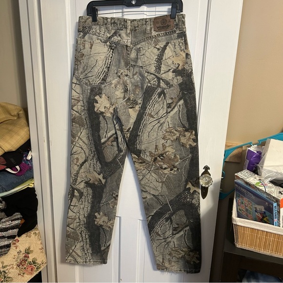 Wrangler Pants unisex size 18 Realtree Hardwoods Camo Double Knee Hunting woman' - Picture 4 of 8